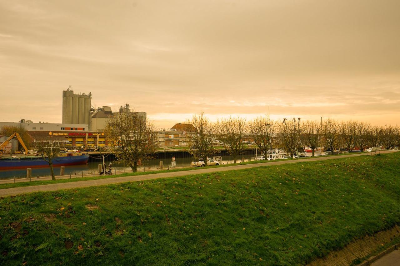 Oesterstr Schmidt Büsum Buitenkant foto